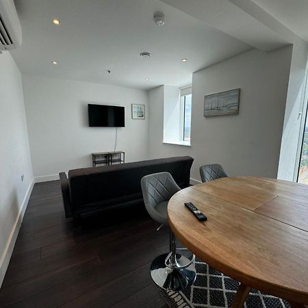 Cozy One Bedroom Flat 20 Mins Central London Bp142 Esterno foto